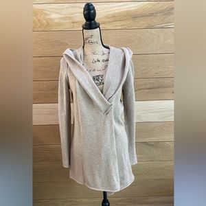 Vince 50% Yak, 50% Wool Hooded Cardigan Sweater w/ Pin Fastener.  Size S.